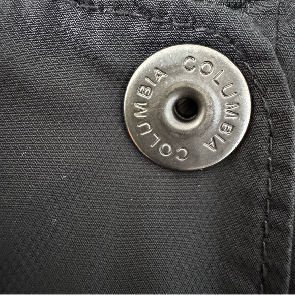 Columbia Omni-Shield Black Rain Jacket Hooded women’s Medium - Picture 4 of 11